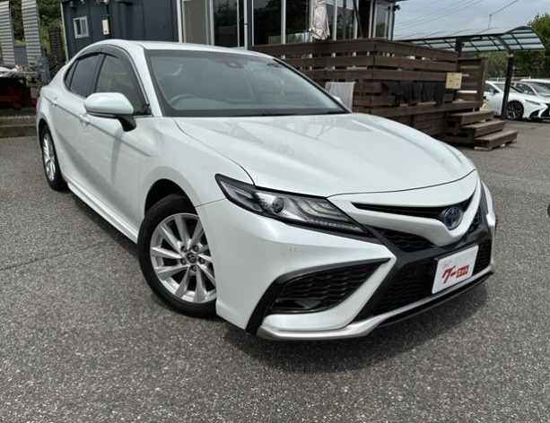 TOYOTA CAMRY 2021