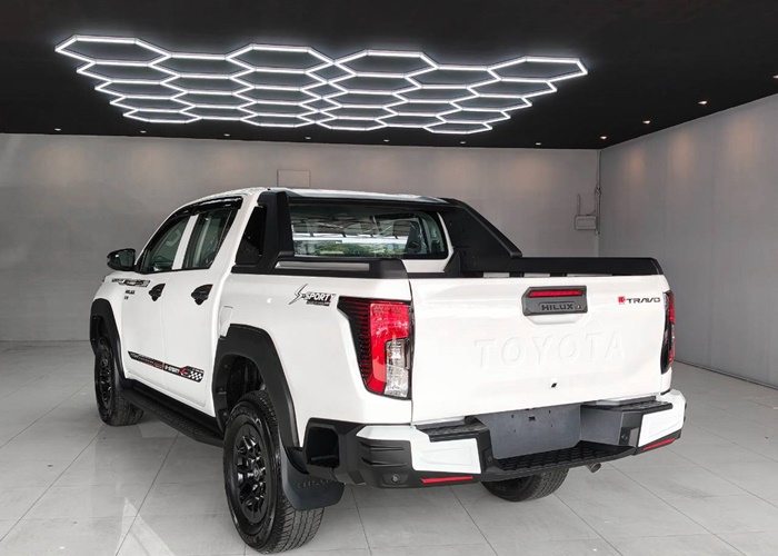 TOYOTA HILUX TRAVO SMART DOUBLE CAB 2026
